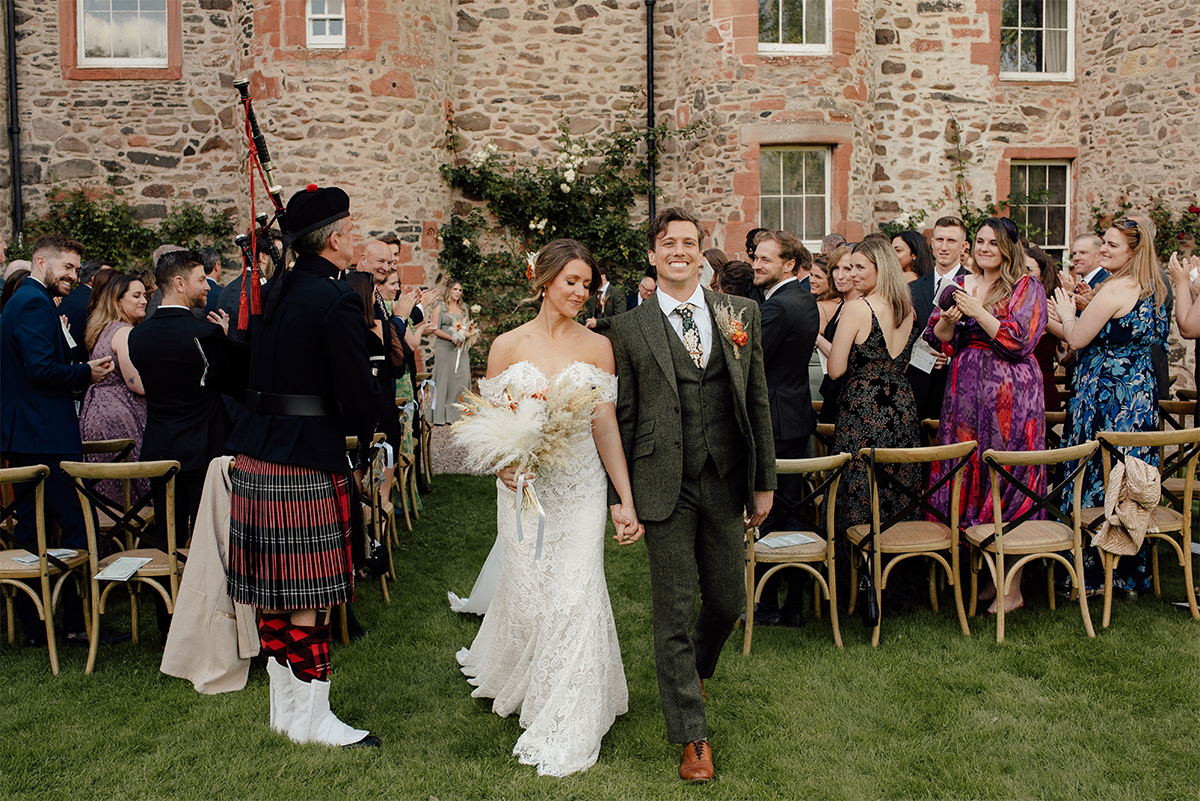 American wedding in Scotland, photographed by Scotland wedding photographer.